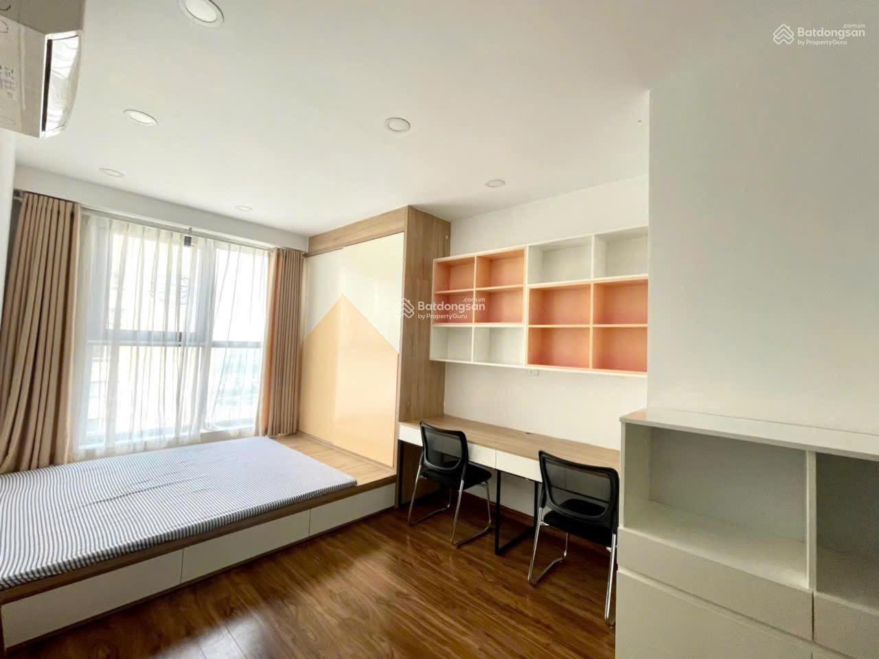 Cho thuê căn hộ Thăng Long number One. 116m2. 3 phòng ngủ full đồ mới đẹp. Giá 20 triệu/tháng