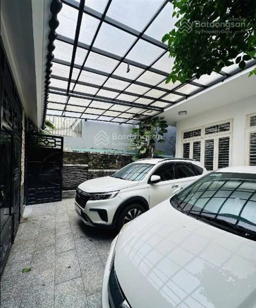 Mặt tiền Đường số 9 (10x23m) giá ngộp bán gấp