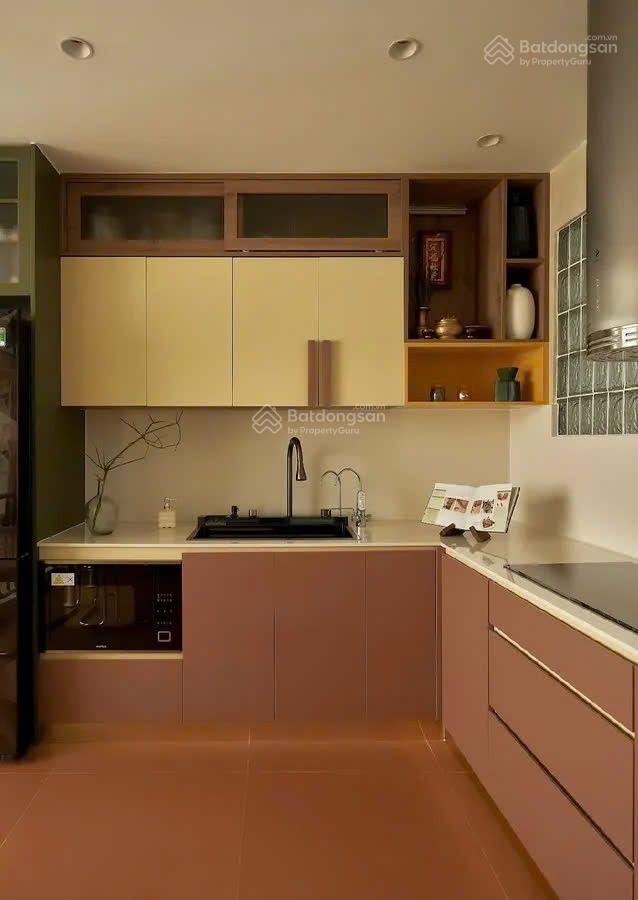 SIÊU PHẨM DÁNG SỐNG. NGAY KHU CÁN BỘ THÀNH THÁI - Q10. 5 TẦNG - THANG MÁY - PHÒNG MASTER. CHỈ 11 TỶ SIÊU PHẨM DÁNG SỐNG. NGAY KHU CÁN BỘ THÀNH THÁI - Q10. 5 TẦNG - THANG MÁY - PHÒNG MASTER. CHỈ 11 TỶ