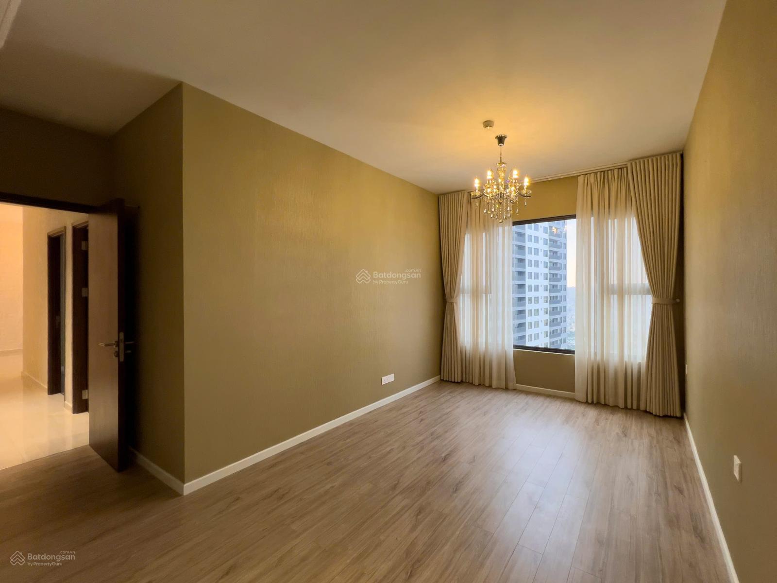 The Infiniti Riviera Point căn 3PN giá 12,5ty view đẹp tầng cao . LH 0905 555 ***