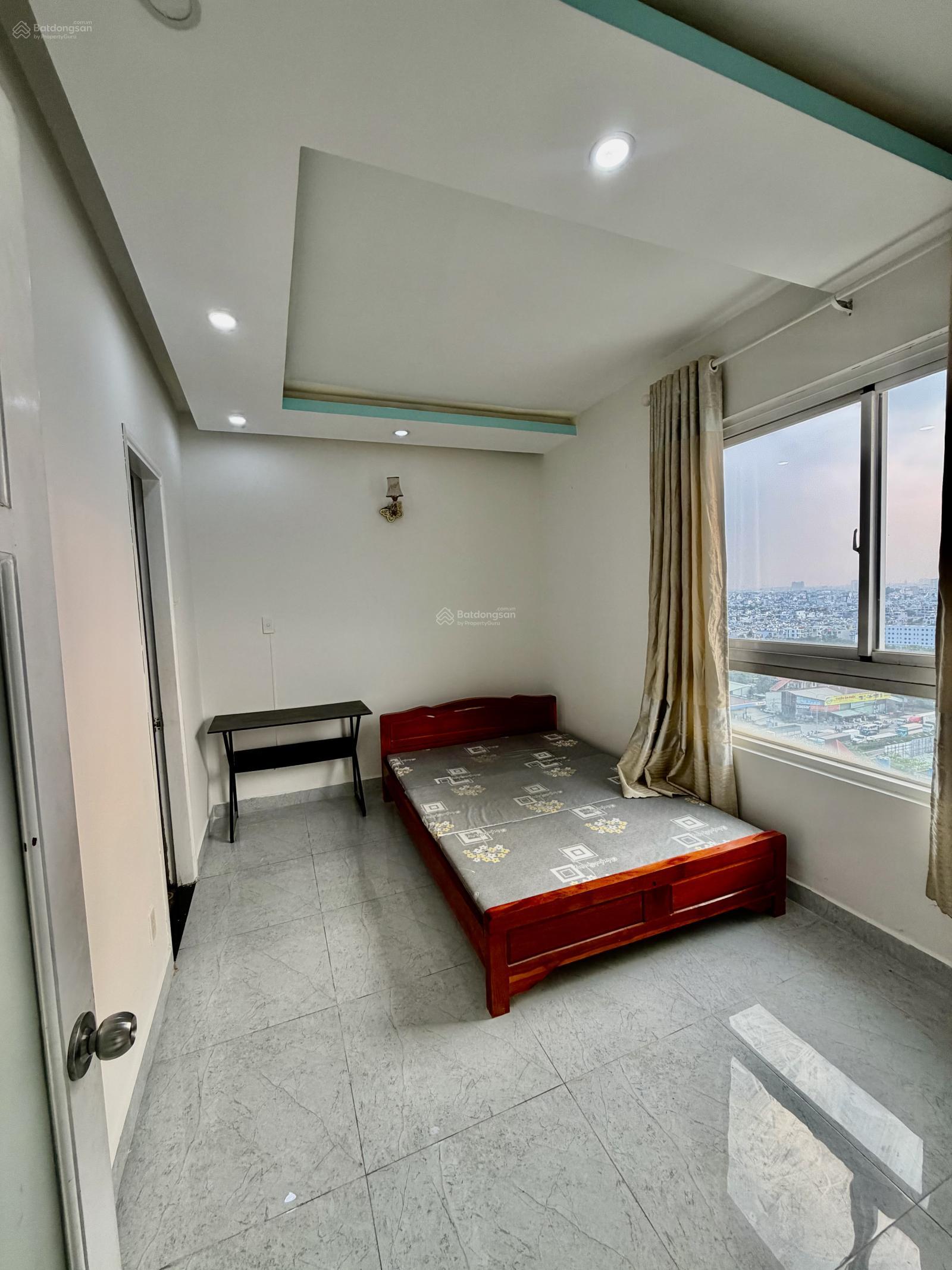 -Cần bán gấp căn hộ Thái An ngay cầu vượt Quang Trung, diện tích 72,5m2,giá 2tỷ5, 2 phòng ngủ,2 wc