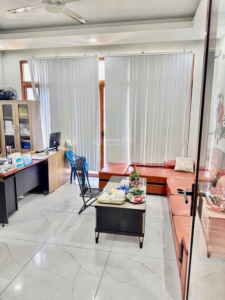 BÁN NHÀ 5 TẦNG, NGANG 5M, HẺM 1 TRỤC XE HƠI TRÁNH - PHẠM VĂN BẠCH, TRẦN THÁI TÔNG - HƠN 11Tỷ