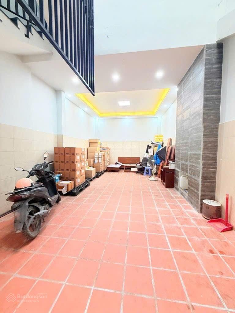 BÁN NHÀ 5 TẦNG, NGANG 5M, HẺM 1 TRỤC XE HƠI TRÁNH - PHẠM VĂN BẠCH, TRẦN THÁI TÔNG - HƠN 11Tỷ