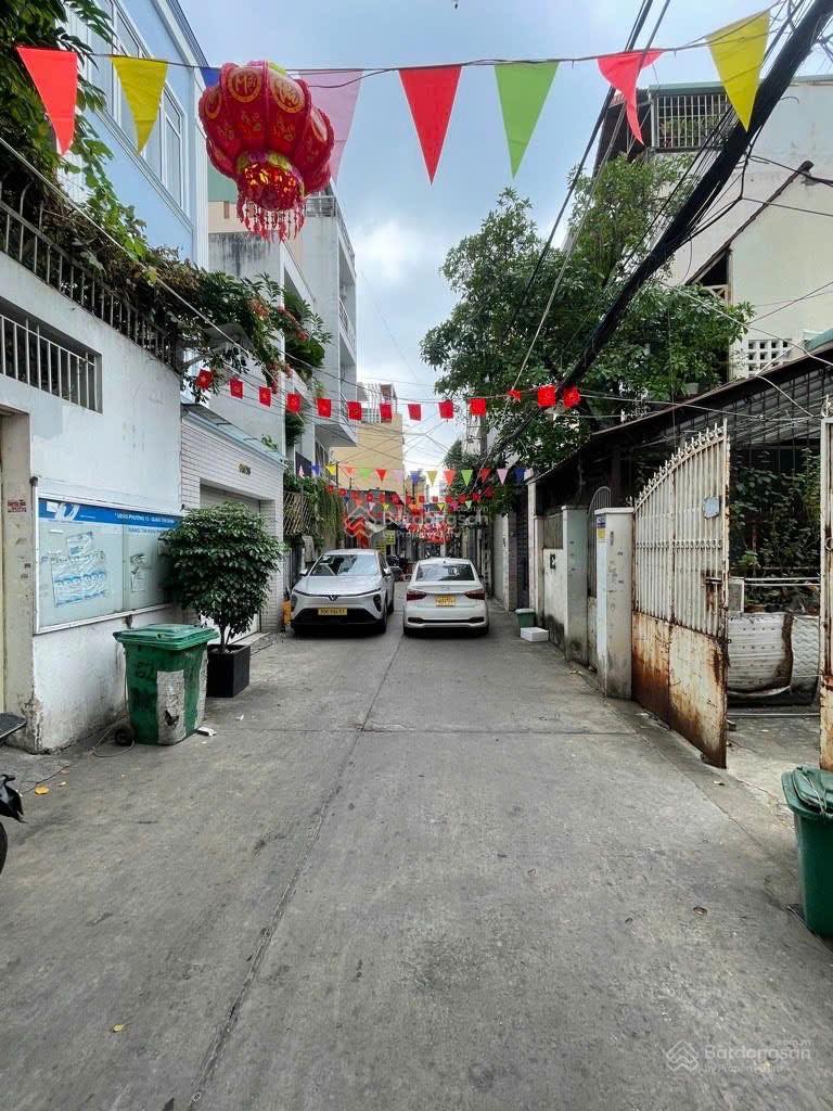 BÁN CHDV 6 TẦNG - GẦN GA T3, ETOWN CỘNG HOÀ - NGANG HƠN 7M, SÁT 160M2, HXH THÔNG - HƠN 26Tỷ BÁN CHDV 6 TẦNG - GẦN GA T3, ETOWN CỘNG HOÀ - NGANG HƠN 7M, SÁT 160M2, HXH THÔNG - HƠN 26Tỷ