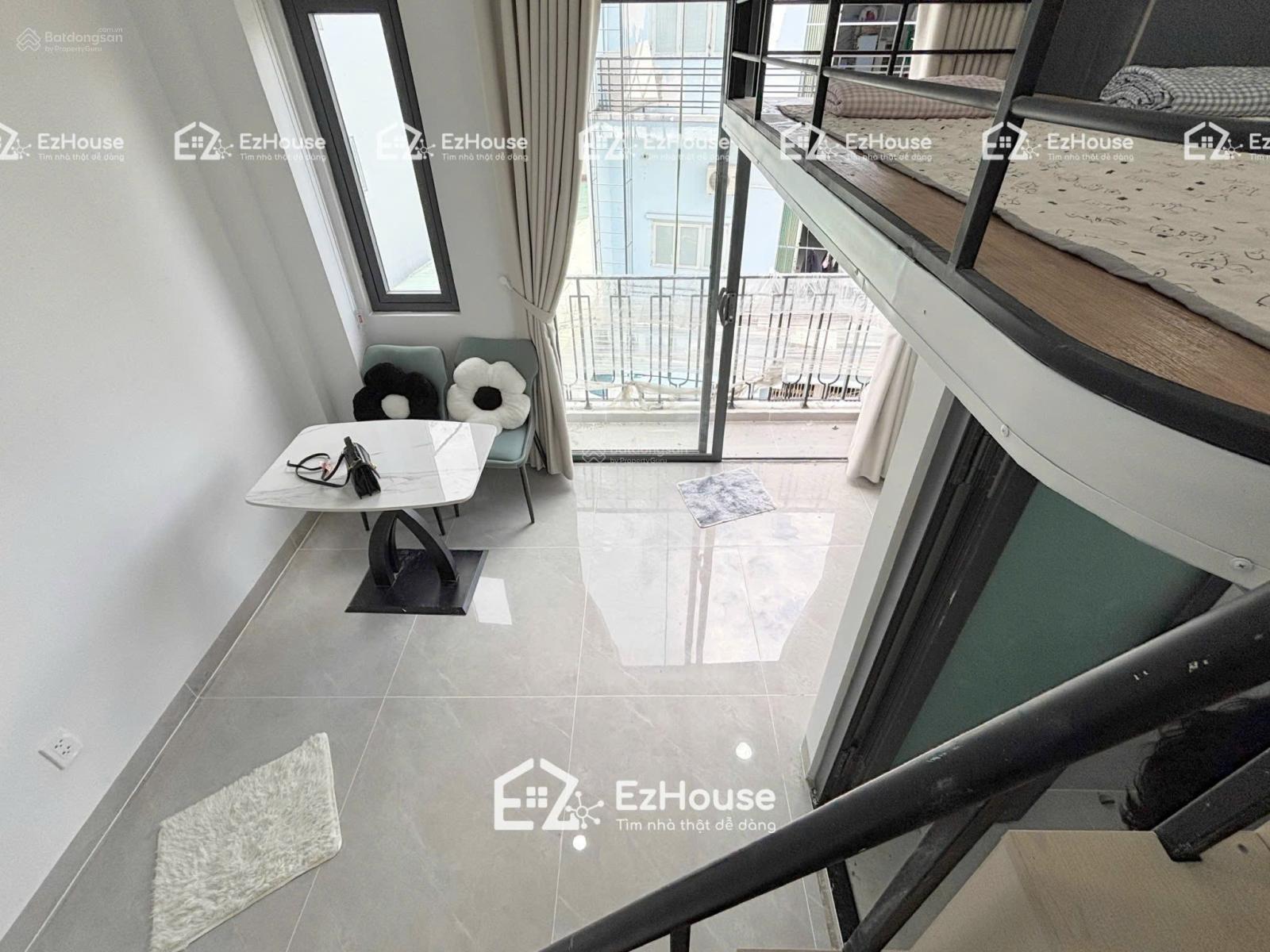 Nhà mới - duplex bancong thoáng rộng 40m2 - full nội thất - Gần IUH, VLU Dương Quảng Hàm, Gò Vấp