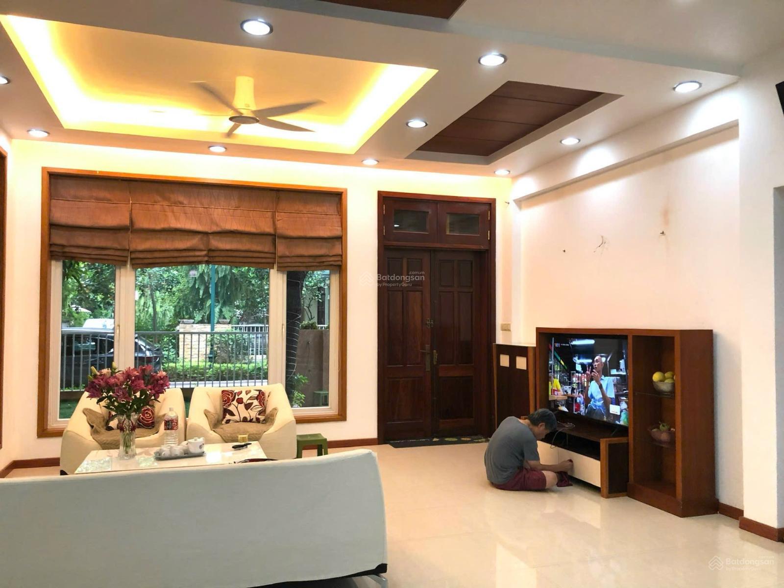 Cho thuê căn biệt thự, full đồ tại Palm Garden Việt Hưng. 0936 213 ***