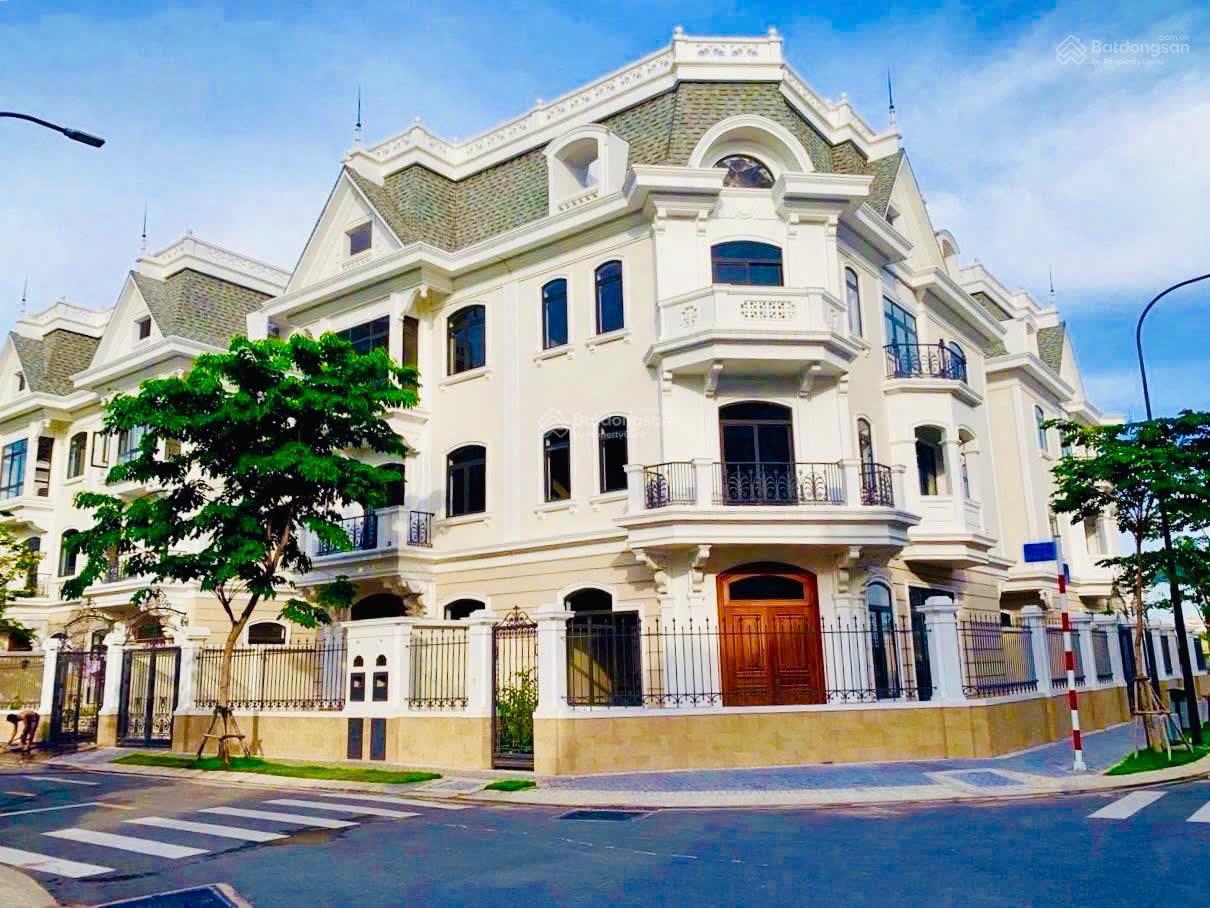 CHỦ GỬI KÍN. Góc 2MT ngang 8m Chu Văn An. 8 x 20m. CN 165m2. 3 tầng. HĐT: 88 tr. Giá 31.5 tỷ