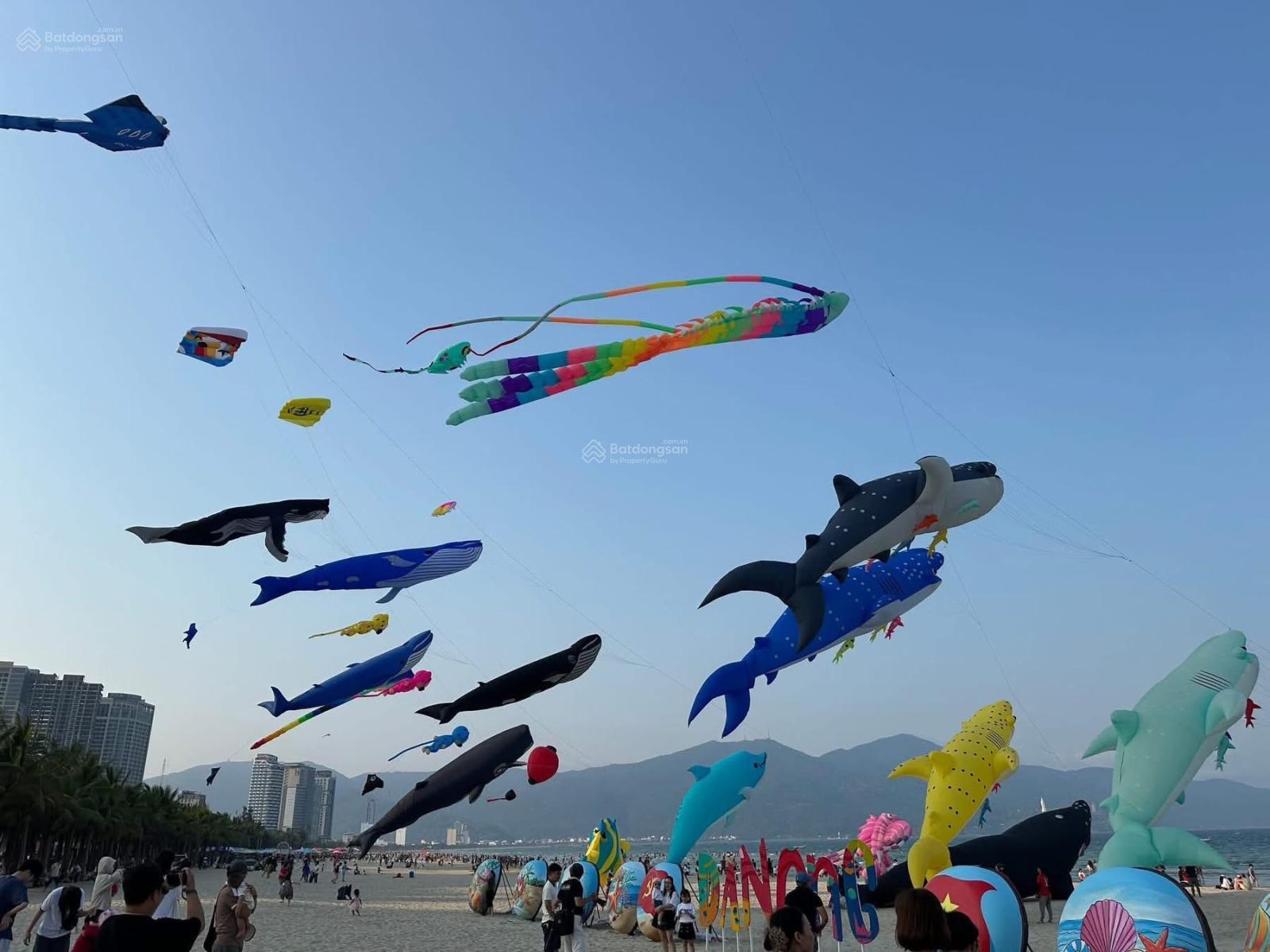 Tổng hợp! Các lô gốc đầu tuyến Sơn Trà - Diện tích 180 - 200m2 - Gần biển! Giá chỉ 100tr/m2