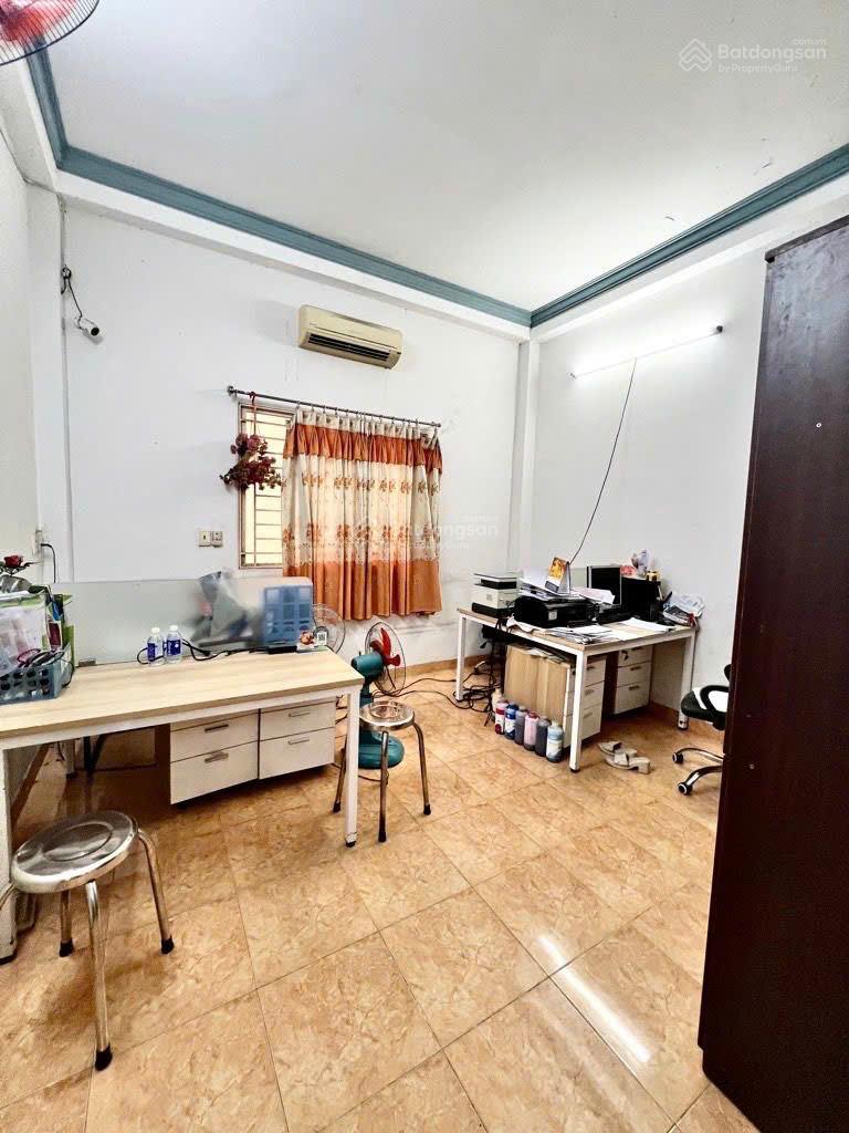 Ngay Tân Thành, Âu Cơ, Luỹ Bán Bích, nhà 3 tầng BTCT, 100m2 (4x25m) HXH thông, oto vô nhà Ngay Tân Thành, Âu Cơ, Luỹ Bán Bích, nhà 3 tầng BTCT, 100m2 (4x25m) HXH thông, oto vô nhà