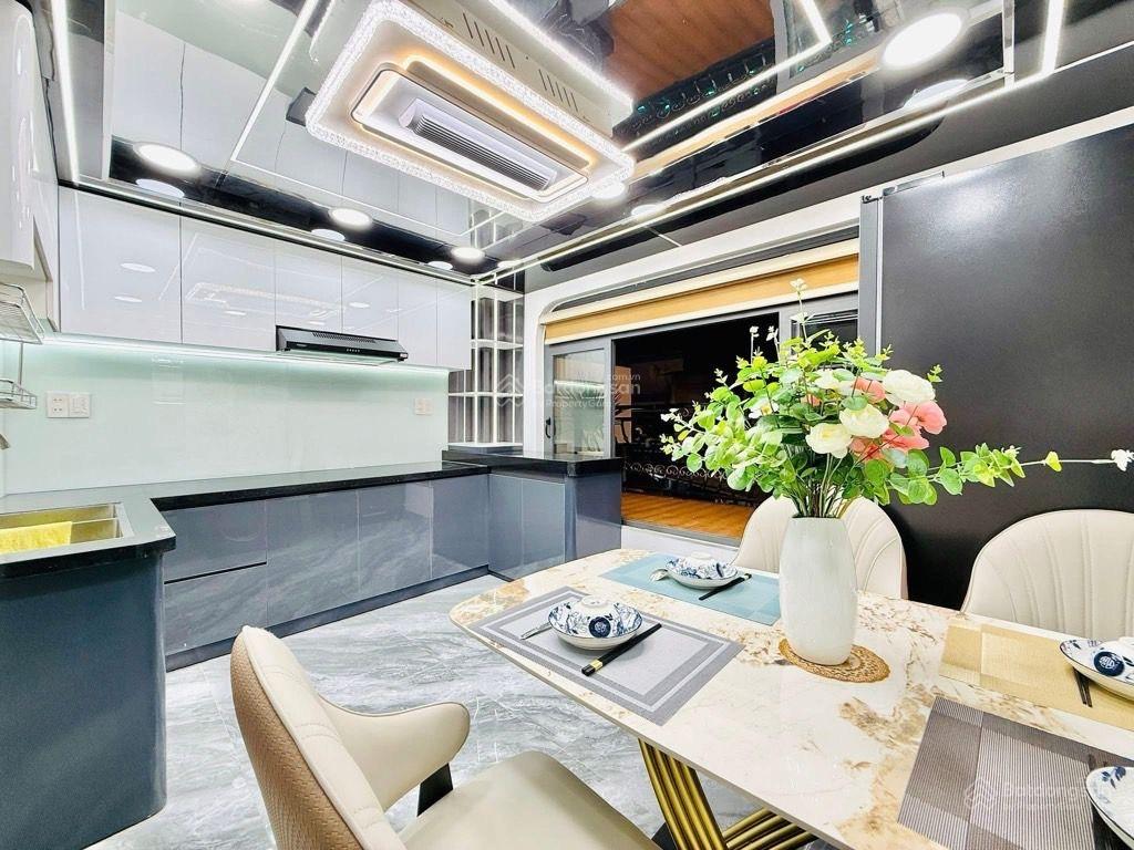 Nhà 5 tầng 4m x 13m mới xây. Hẻm ô tô vào nhà thông Phan Huy Ích. 7 tỷ x còn TL