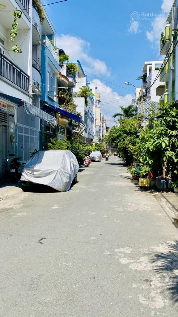 Bán CHDV Lạc Long Quân dòng tiền 100 triệu/tháng giá tốt hiếm có - DT 159m2 - Giá chỉ hơn 19 tỷ