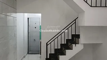 Nhà hẻm Tạ Quang Bửu ngay ngã tư Âu Dương Lân gần Parc Mall. 3 tầng - 3.7 tỷ. LH em Tú xem nhà