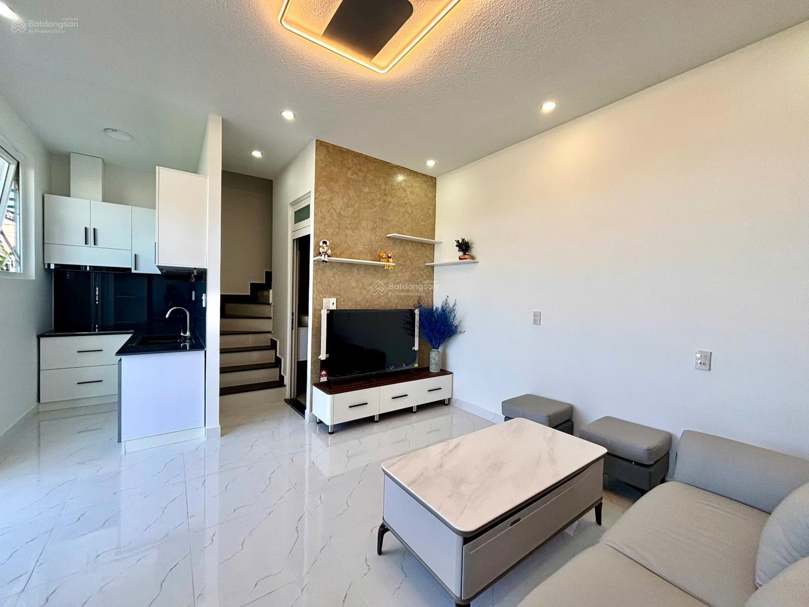 Nhà mới đẹp đường ô tô đón tết giá chỉ 3,2 tỷ sổ hồng cầm tay