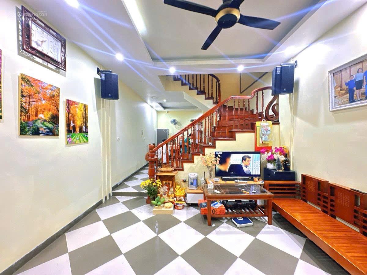 CHỦ CẦN BÁN GẤP NHÀ CẦU DIỄN CHIA TÀI SẢN CHO CON.60M2 ÔTÔ TRÁNH NHAU KINH DOANH SẦM UẤT GIÁ 15.xTỶ