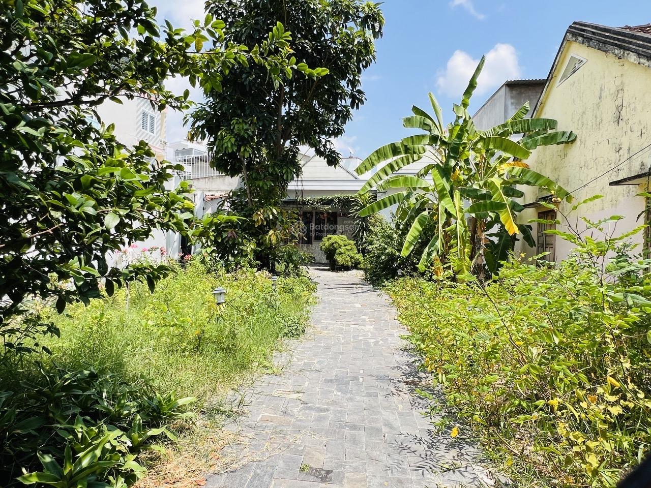 Cần bán lô góc 2 mặt tiền đường Hương Điền giá bao tốt, gần siêu thị Coopmart - Phước Hải