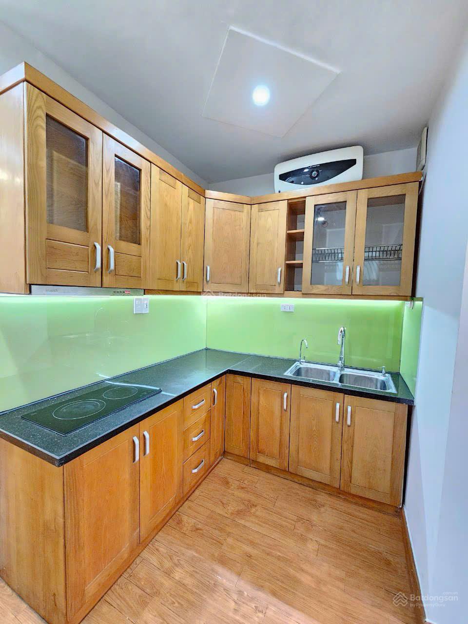 Bán căn hộ 50m2, 2PN, 1WC tại Yên Hòa, 4,9 tỷ VND- toà n02 yên hoà codominium Trung Kính