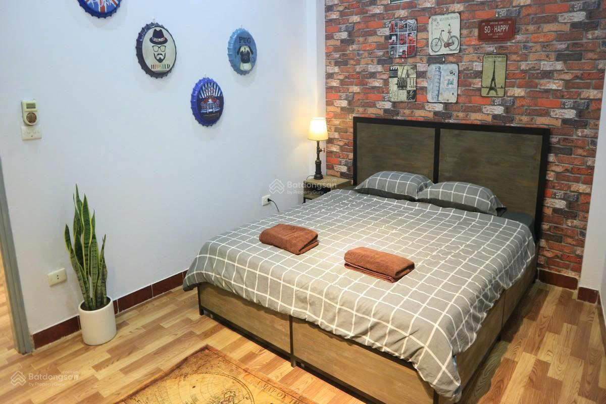 Bán nhà Mặt phố Quán Thánh, DT 158m x 3 tầng, mặt tiền 8.2m, 94.5 tỷ