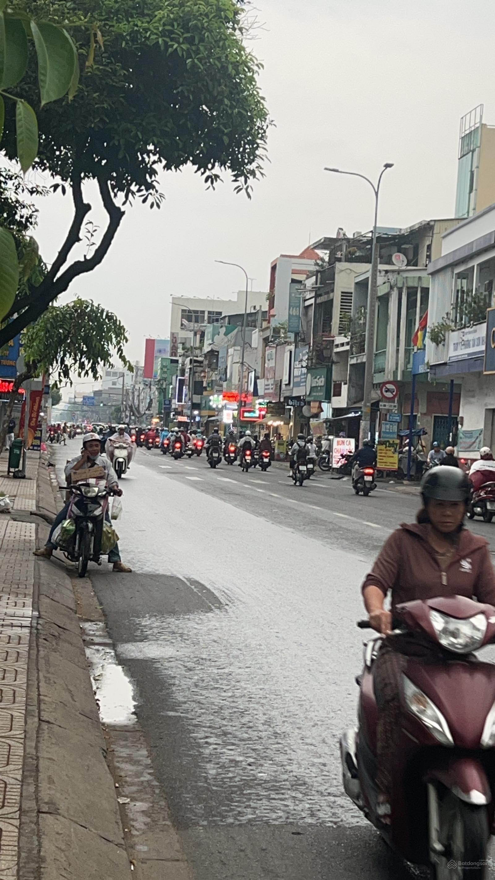 Bán NR tại Bàn Cờ, 20 tỷ, 90m2, 6PN, 6WC, pháp lý đầy đủ, giá tốt, nhiều tiện ích