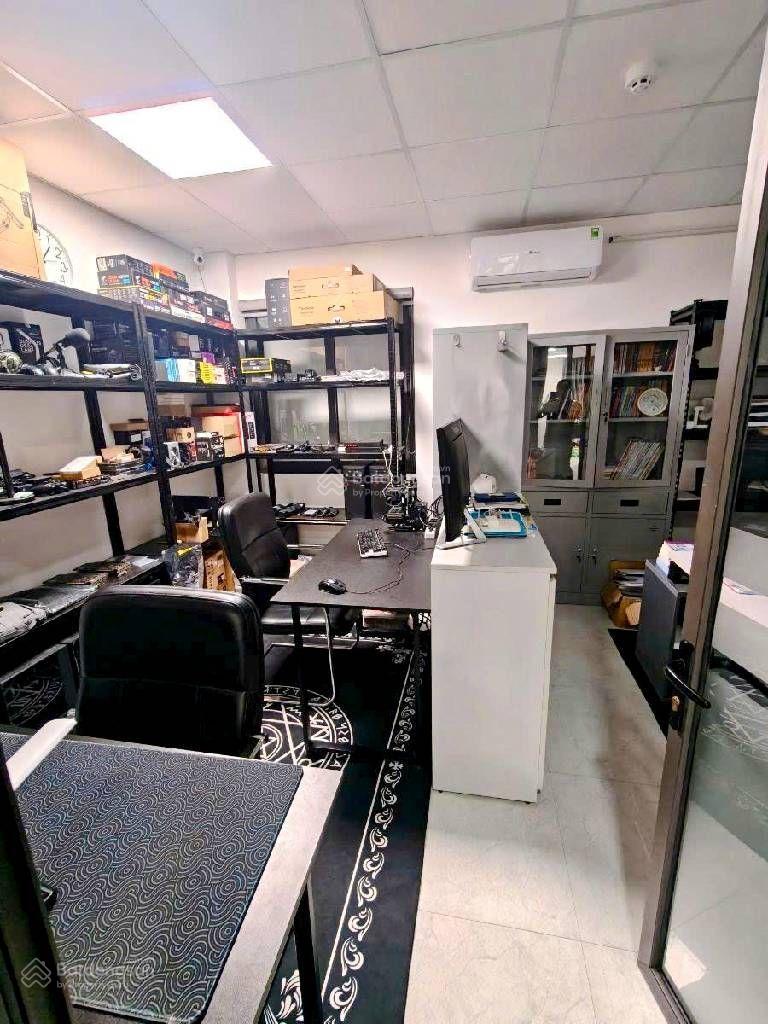 Tòa Nhà Văn Phòng -Căn Hộ -Cao Cấp -Cho Thuê -Phố Yên Lạc -Hai Bà Trưng -80m2-8 Tầng