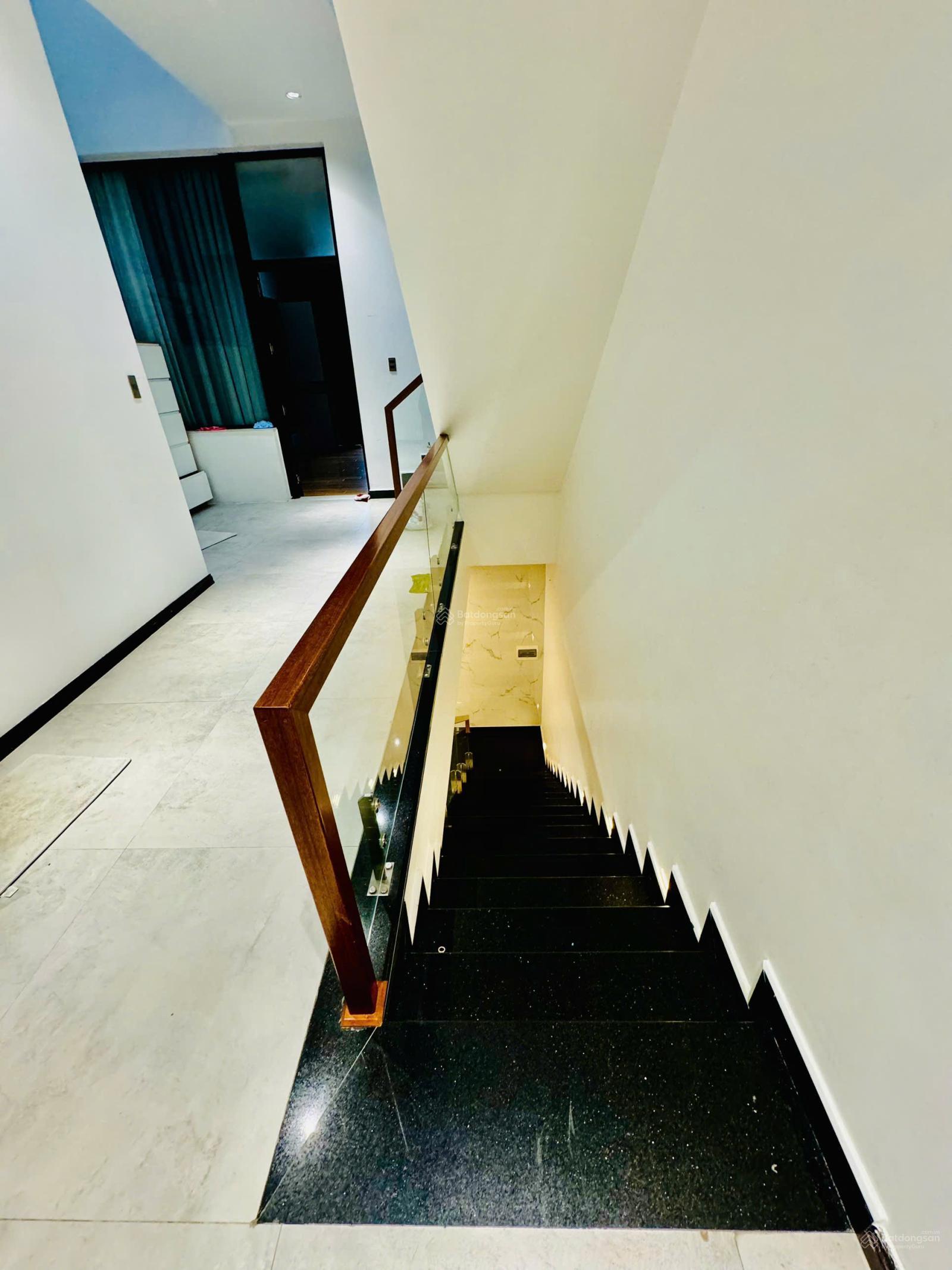 Bán Nhà Đẹp 3 Tầng, Gần Sông, MT Giang Châu 3, Nam Việt Á. Diện tích 100m2 - 14.5 tỷ. Bán Nhà Đẹp 3 Tầng, Gần Sông, MT Giang Châu 3, Nam Việt Á. Diện tích 100m2 - 14.5 tỷ.