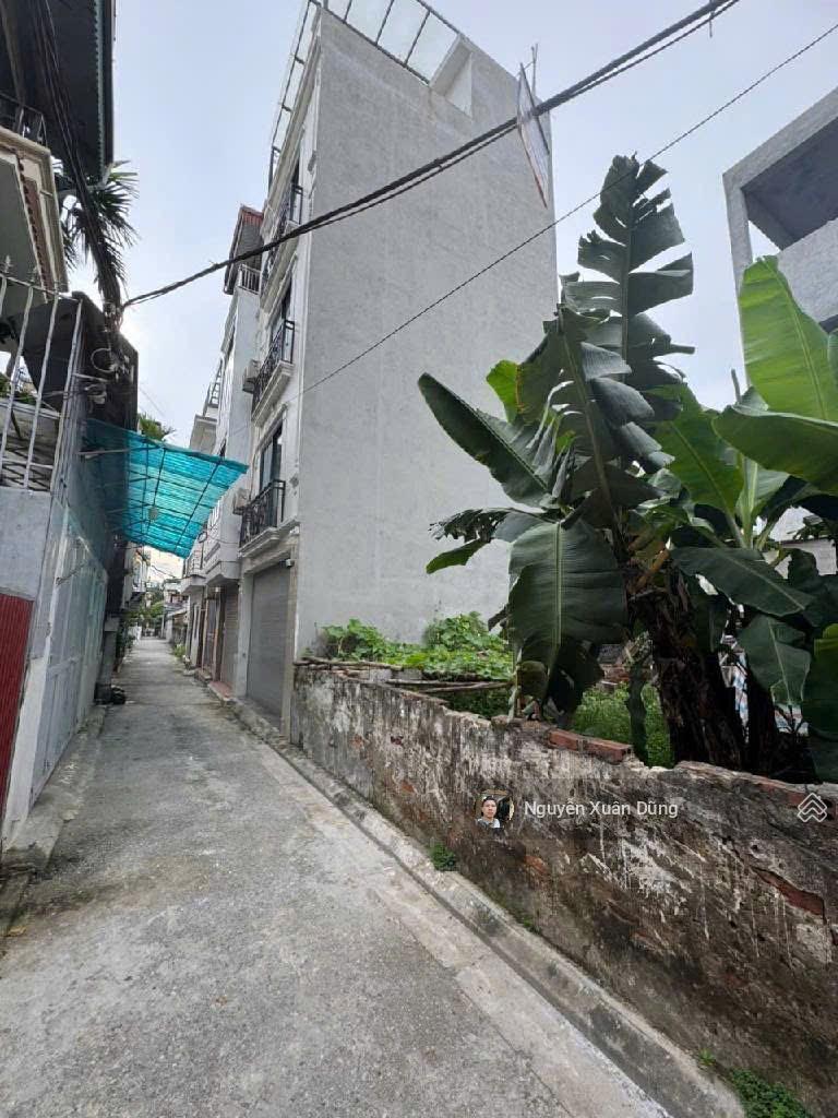 SIÊU PHẨM VIỆT HƯNG- VỊ TRÍ ĐẮC ĐỊA - ÔTÔ NGỦ TRONG ĐẤT CÁCH 20M RA ĐƯỜNG OTO TRÁNH