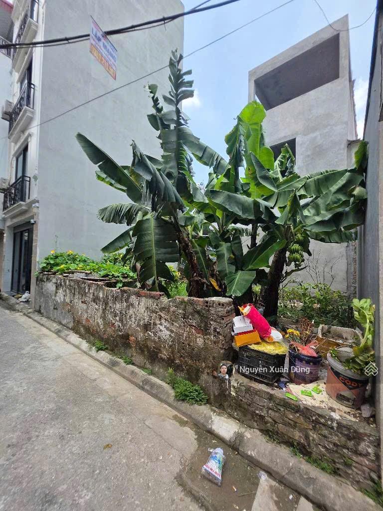 SIÊU PHẨM VIỆT HƯNG- VỊ TRÍ ĐẮC ĐỊA - ÔTÔ NGỦ TRONG ĐẤT CÁCH 20M RA ĐƯỜNG OTO TRÁNH