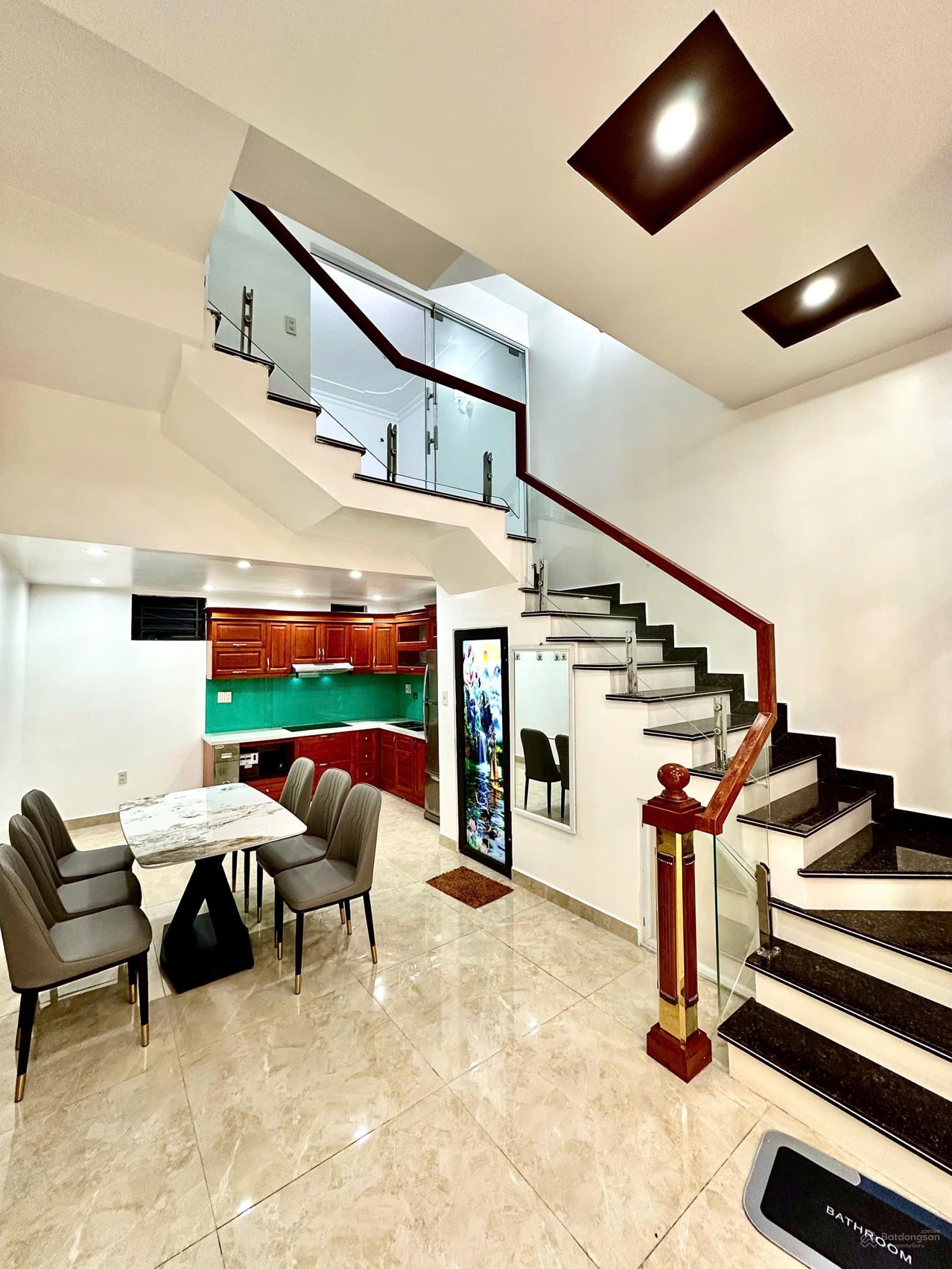 SPCC- Nhà đẹp khu PHỐ CHỢ CON - HỒ SEN. Diện tích: 58.30m (ngang 4.35m) x 4 tầng . Hướng TTT