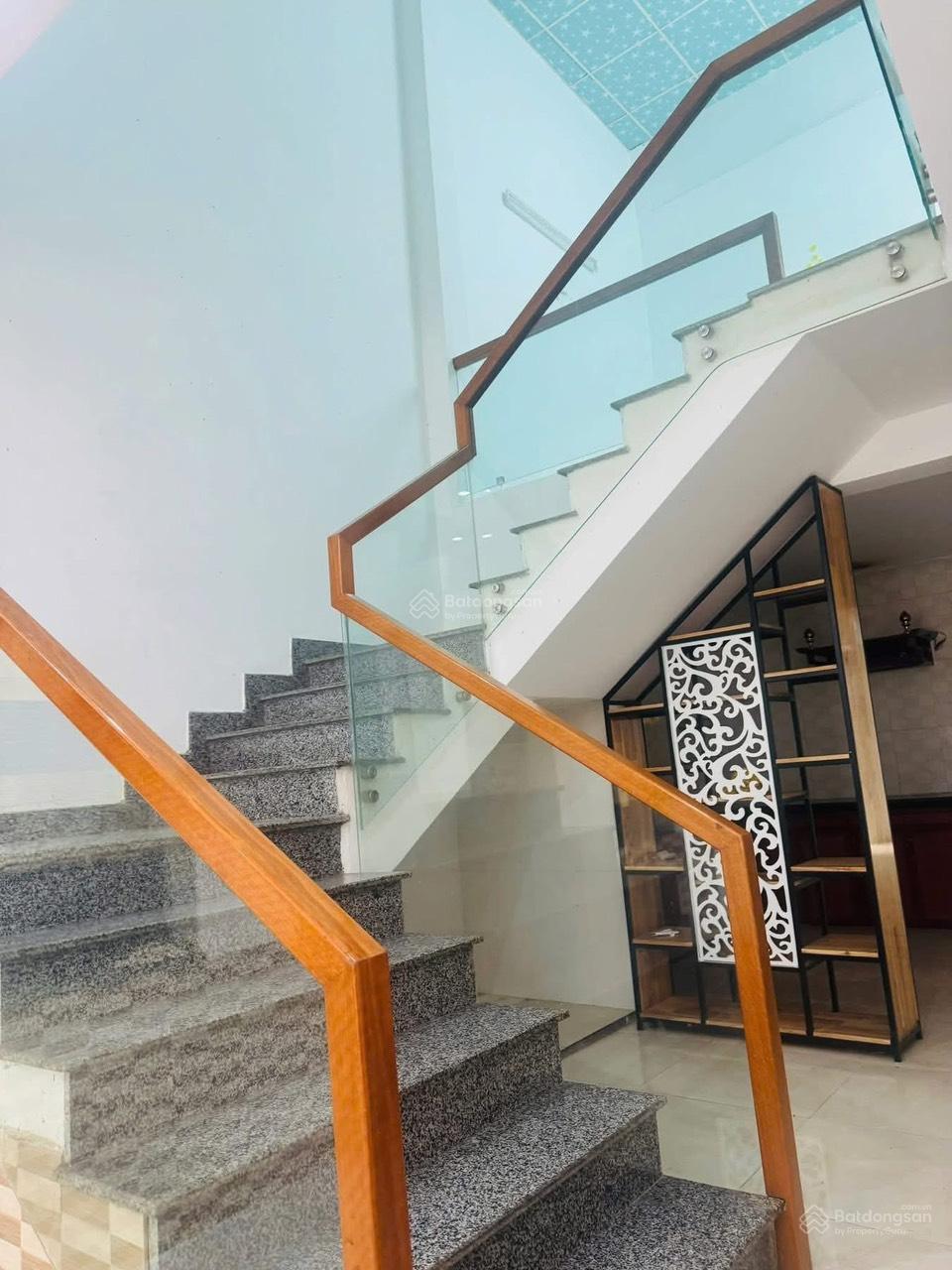 Bán nhà 2 tầng MT đường HUỲNH NGỌC HUỆ -Thanh Khê. DT 76m2 giá tốt 7ty9 LH 0942 992 ***