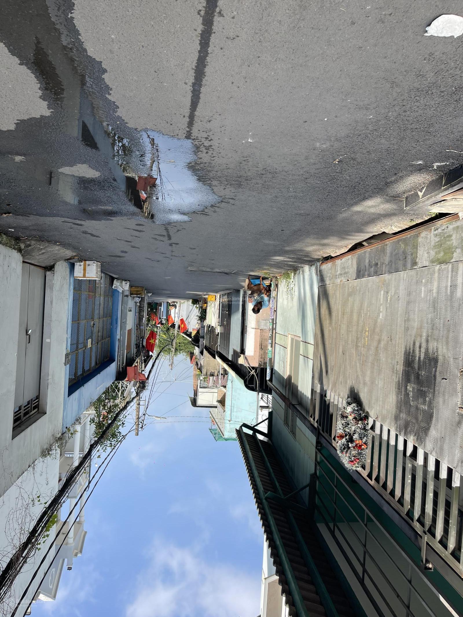 Chinh chủ gửi bán lô đất ngang 4.2m x 14,5m tổng diện tích 60m2 đường xe hơi thông thoáng Chinh chủ gửi bán lô đất ngang 4.2m x 14,5m tổng diện tích 60m2 đường xe hơi thông thoáng