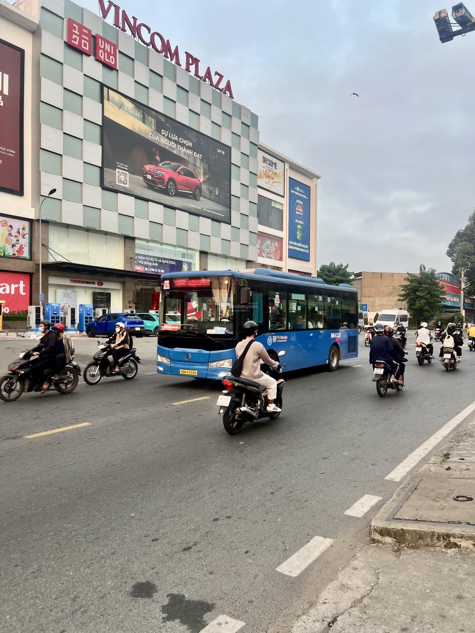 Bán đất lô góc 2 mặt tiền khu Kiến Thiết, Q9  330m2  Ngang 15m cực đẹp xây biệt thự