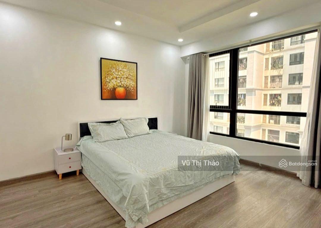 CHÍNH CHỦ BÁN NHÀ TẬP THỂ CHÙA BỘC, KIM LIÊN, 95M, 3PN, 2WC, 3 BAN CÔNG, CÓ SÂN RỘNG, Ô TÔ ĐỖ CỬA