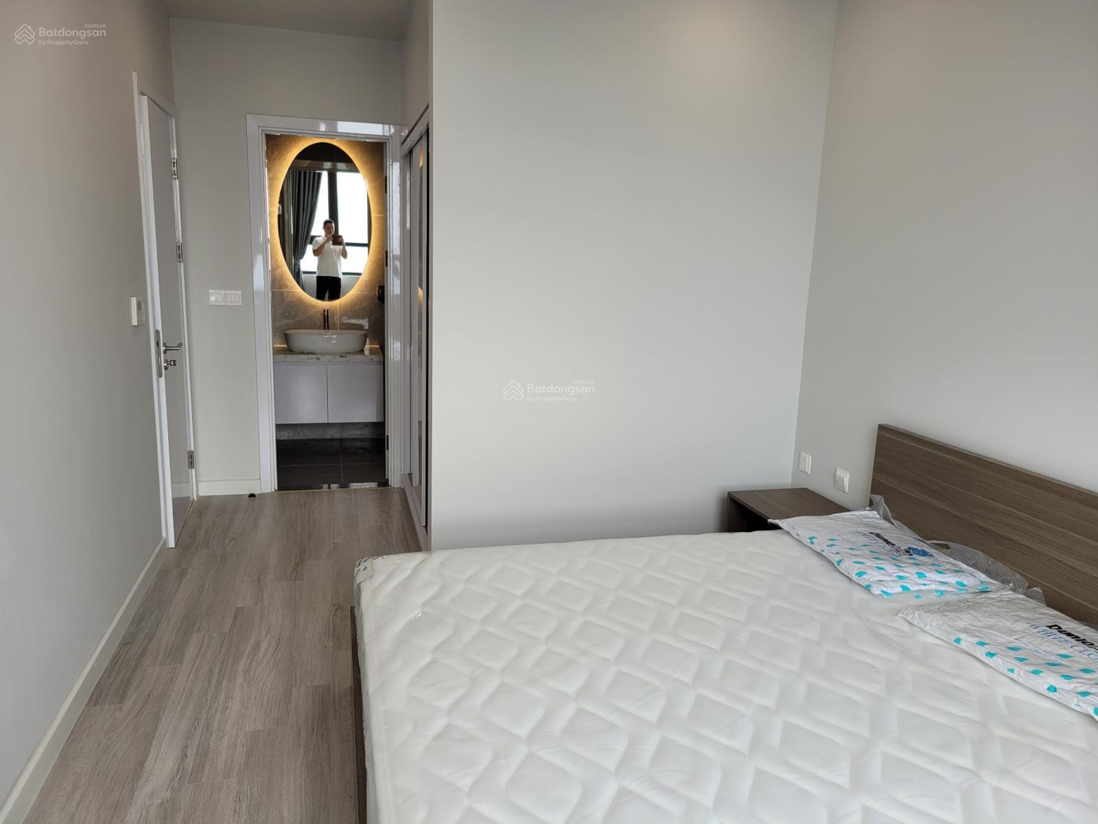 Cho thuê căn hộ Bohemia 25 Lê Văn Thiêm 130m2, 3 ngủ 2wc full đồ giá chỉ 19 tr/th