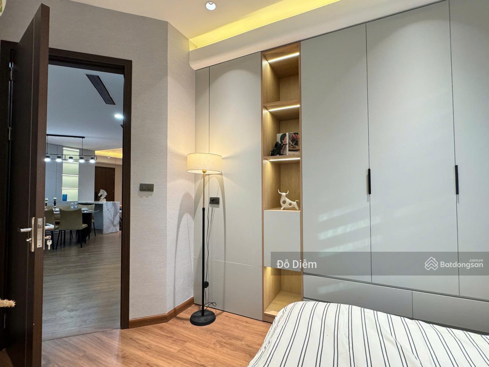 Bán căn hộ chung cư Handi Resco Lê Văn Lương, 3 ngủ 168m2, full đồ. Giá 16.1 tỷ. LH 0337 868 *** Bán căn hộ chung cư Handi Resco Lê Văn Lương, 3 ngủ 168m2, full đồ. Giá 16.1 tỷ. LH 0337 868 ***