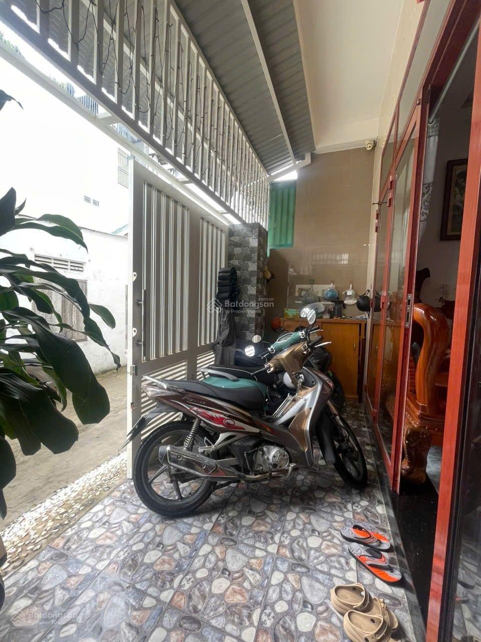 BÁN NHÀ ĐƯỜNG NGUYỄN KHẮC VIỆN - VĨNH HÒA- NHA TRANG BÁN NHÀ ĐƯỜNG NGUYỄN KHẮC VIỆN - VĨNH HÒA- NHA TRANG