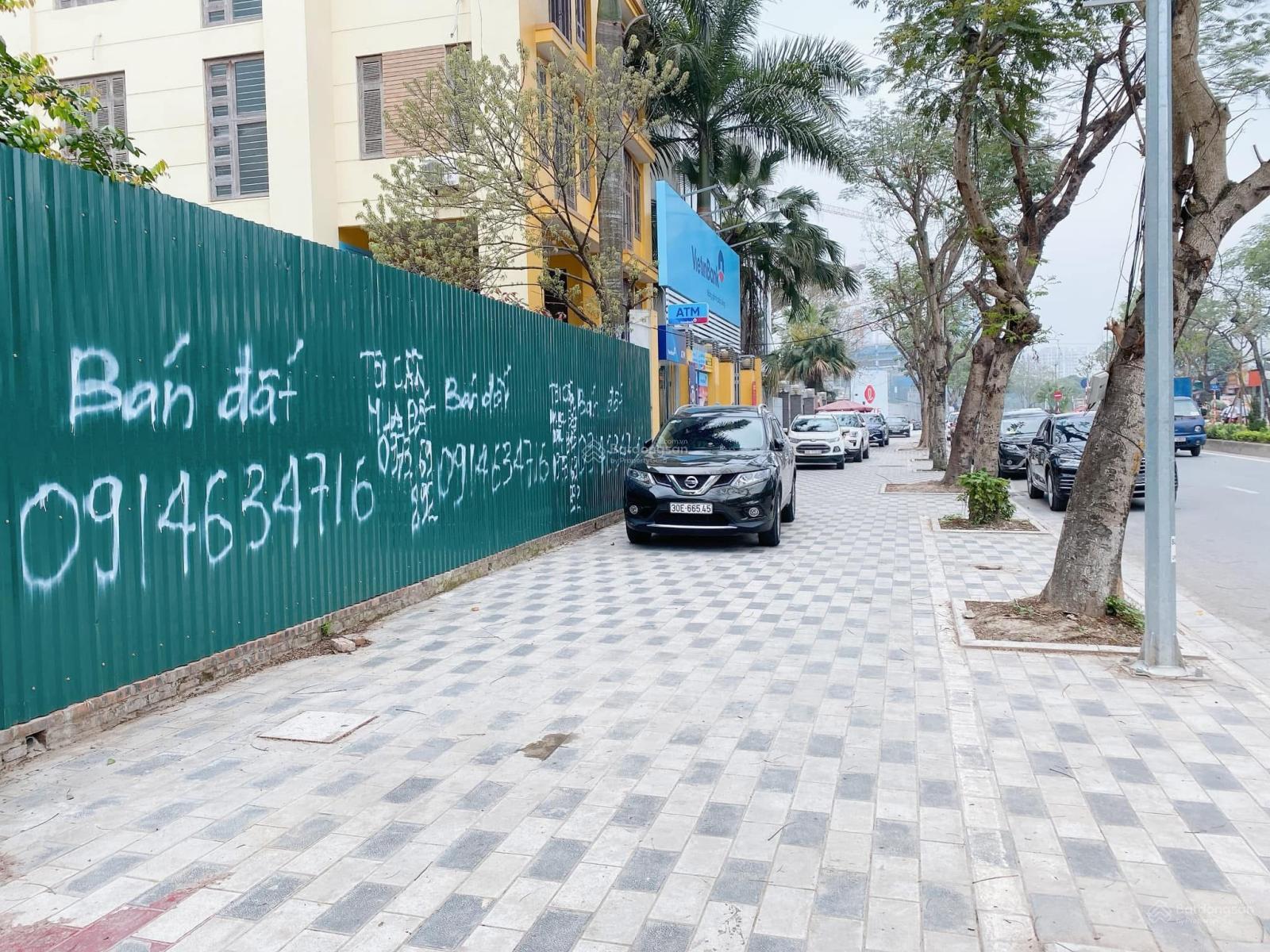 Đất - Đẹp Nhất Mặt Phố Lạc Long Quân, 190m2, Mặt Tiền 11m, View Hồ Tây, Ko QH, Xây Toà Nhà Hạng A Đất - Đẹp Nhất Mặt Phố Lạc Long Quân, 190m2, Mặt Tiền 11m, View Hồ Tây, Ko QH, Xây Toà Nhà Hạng A