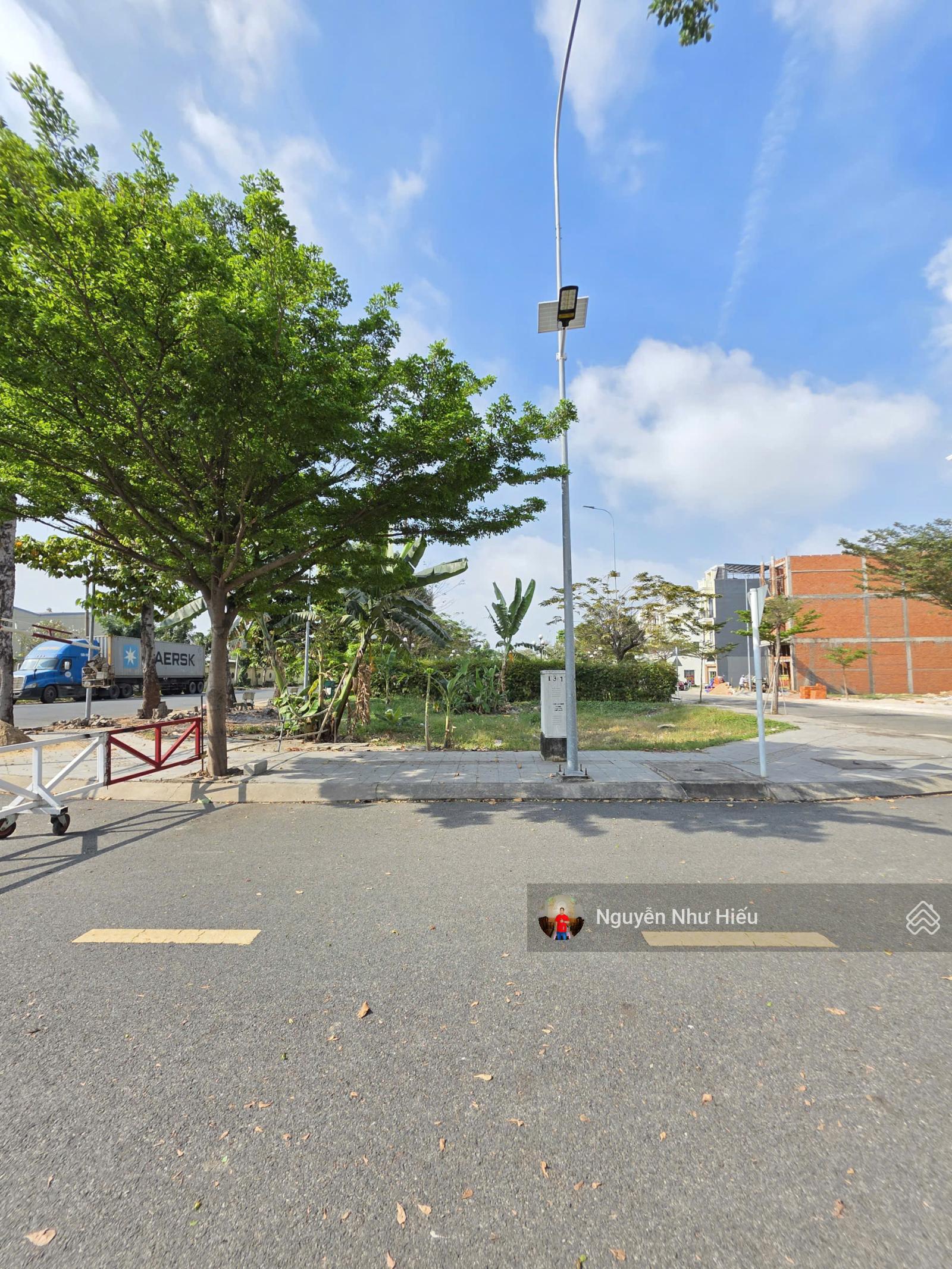 Hàng hiếm (5x15m) trục chính KDC Icon Central phía sau có công viên, p. Tân Đông Hiệp, TP. Dĩ An Hàng hiếm (5x15m) trục chính KDC Icon Central phía sau có công viên, p. Tân Đông Hiệp, TP. Dĩ An