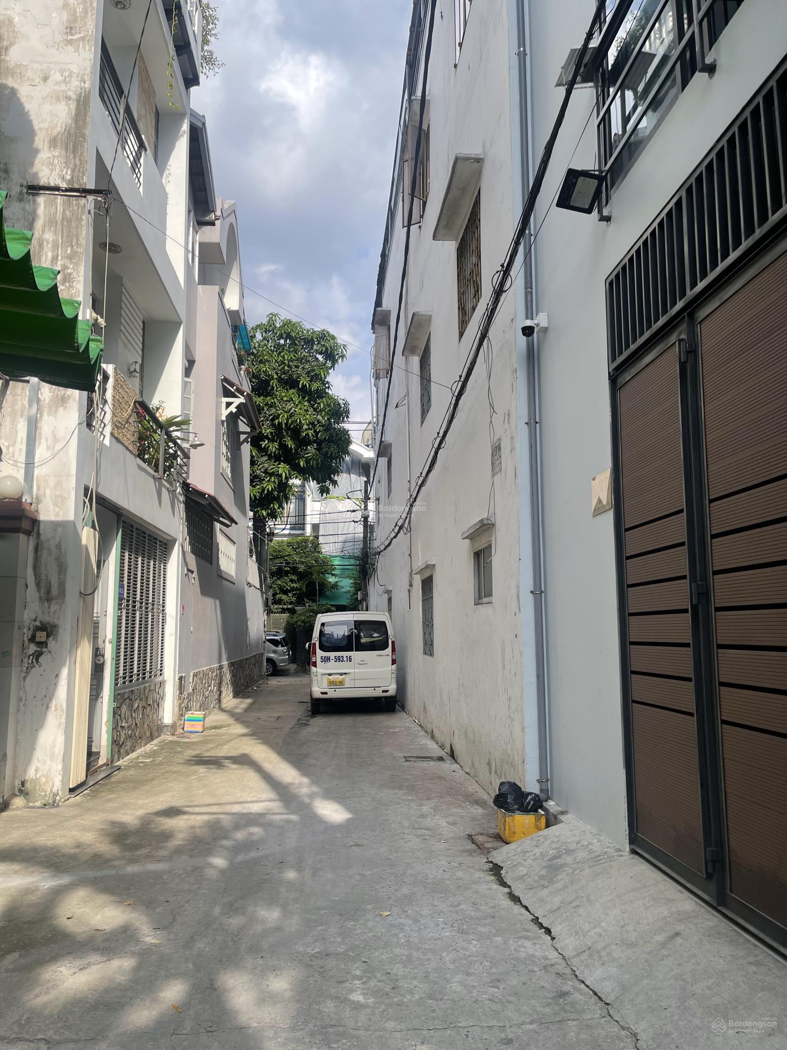 Bán nhà hẻm thông xe hơi 6m Thạch Lam 4x12 trệt 2 lầu giá chỉ 5,8 tỷ TL