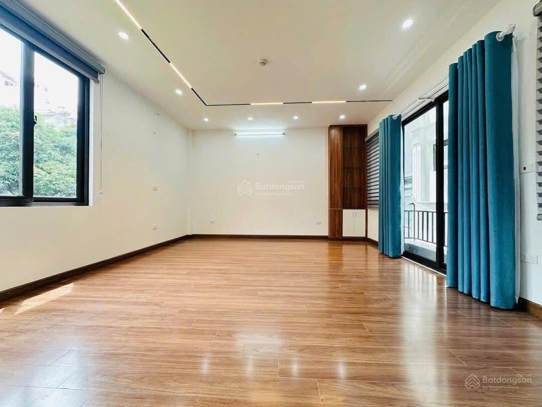 Chính chủ cho thuê nhà 60m2 x4T mới tinh phố hoàng quốc việt giá 15tr vào luôn