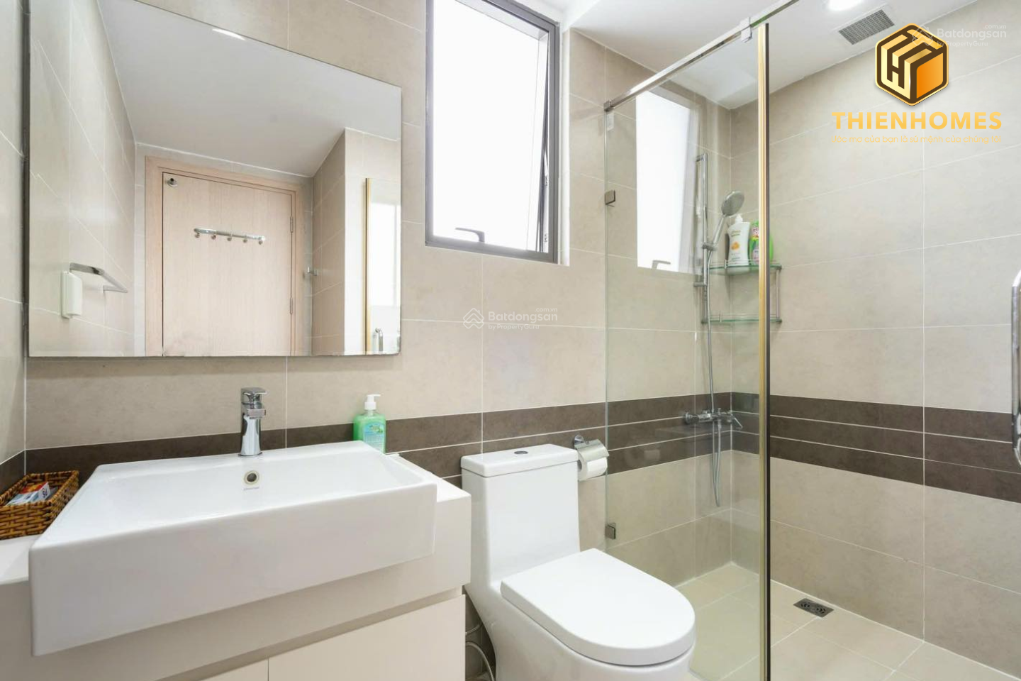 Hot Căn Duy Nhất! Bán căn góc River Gate 185m2 lầu cao trực diện sông SG chỉ 18,5 tỷ LH 0906 006 ***