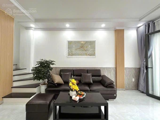 BÁN GẤP TRƯỚC TẾT- NHÀ NHIÊU TỨ P7 PHÚ NHUẬN 4 ĐỒNG 550 / 52M2- Sổ SẴN- HẺM THÔNG OTO