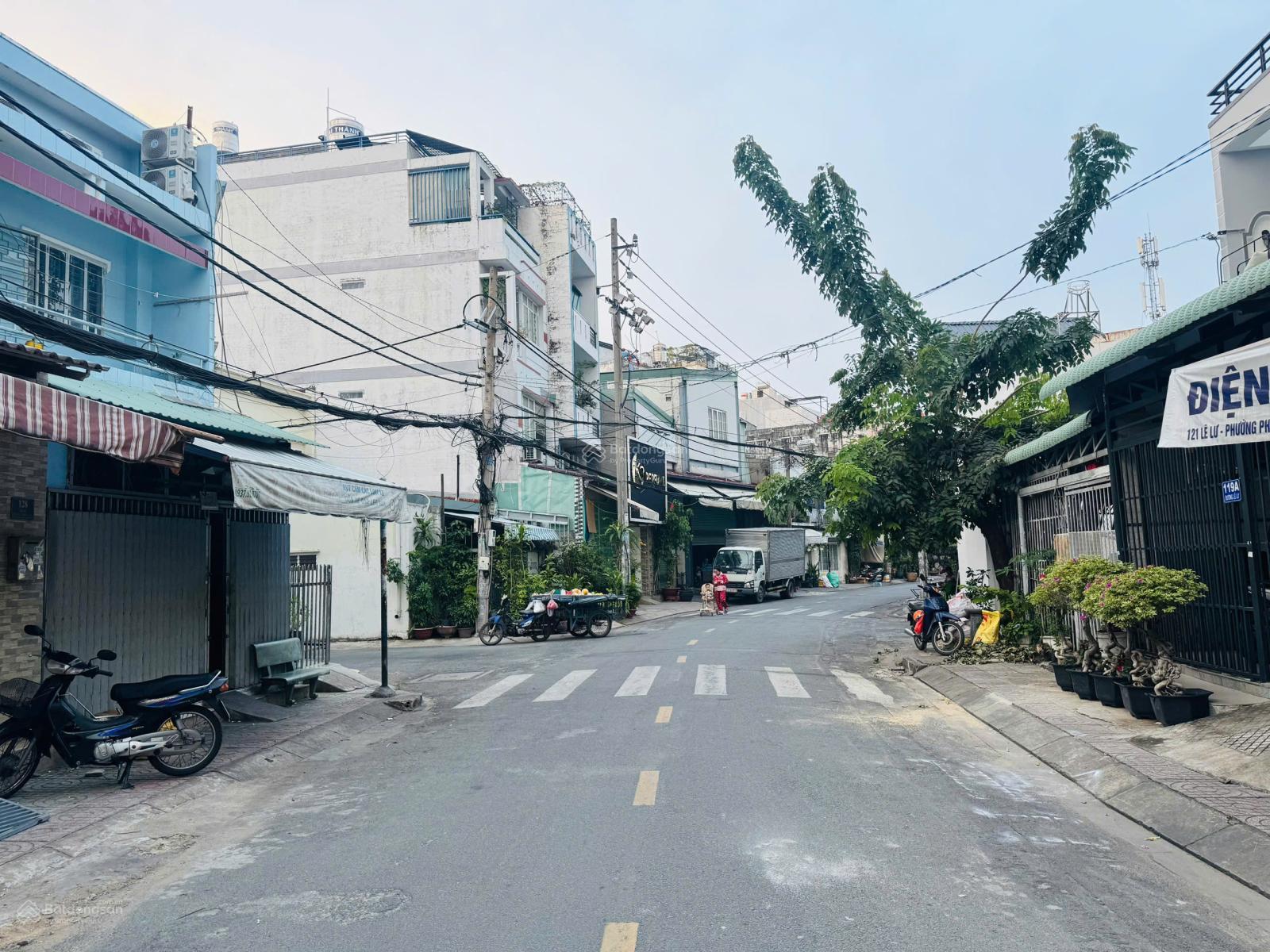 BÁN NHÀ MẶT TIỀN KHU HỌ LÊ TÂN PHÚ - 4.65X25M - GIÁ 10.5 TỶ - GIÁ TỐT