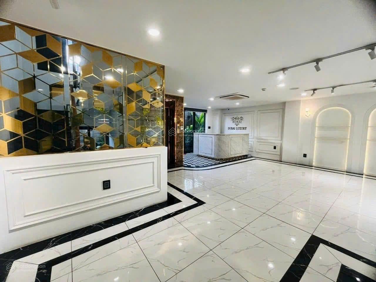 CHO THUÊ MẶT TIỀN ĐẶNG DUNG FULL OPTION NGANG 8M - CÓ HẦM, THANG MÁY GIÁ 5X CHO THUÊ MẶT TIỀN ĐẶNG DUNG FULL OPTION NGANG 8M - CÓ HẦM, THANG MÁY GIÁ 5X