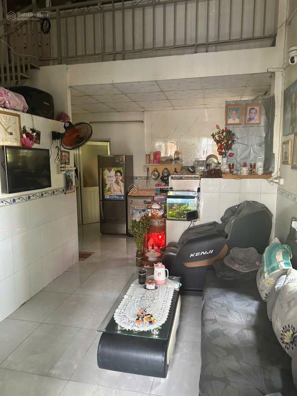 Bán nhà cũ 10x21m đường ô tô né nhau Lã Xuân Oai, Tăng Nhơn Phú A