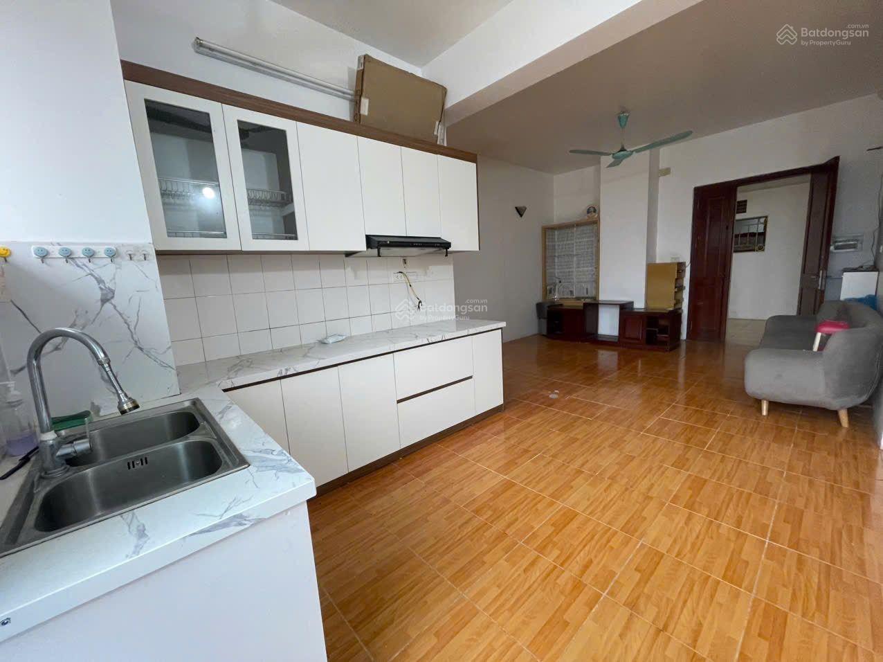 Cho Thuê CHCC 27 Huỳnh Thúc Kháng, Nguyên Hồng, 90m2 2PN 13.5tr và 120m2 3PN 16tr , ở ngay,