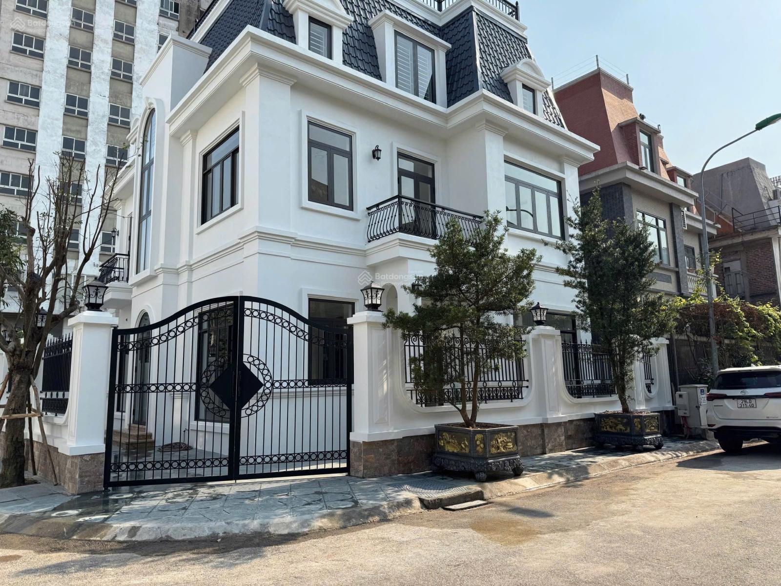 BÁN SHOPHOUSE 5 TẦNG IA-20 CIPUTRA, HÀ NỘI: 0981 222 ***