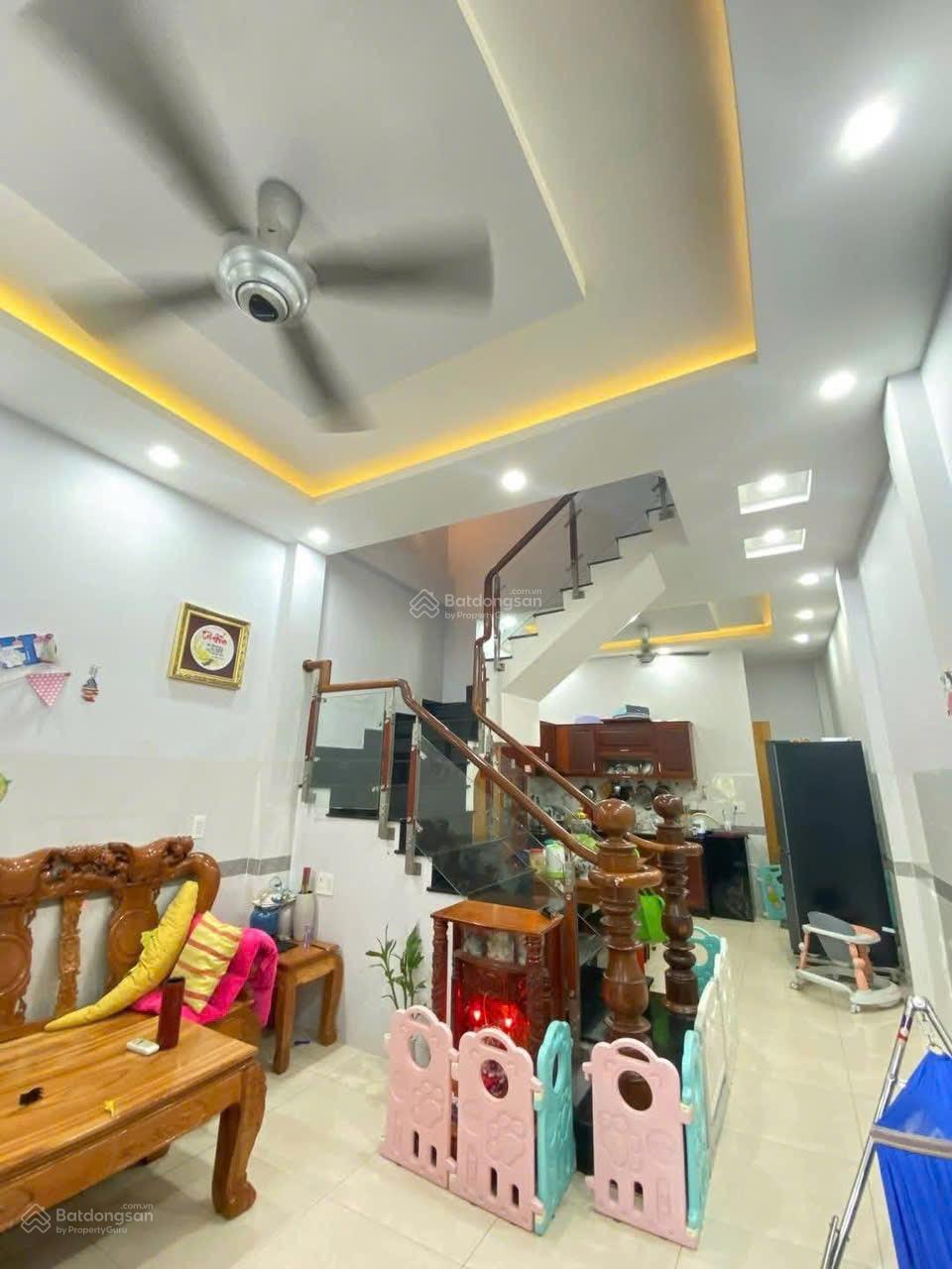 CHO THUÊ NHÀ 3 TẦNG DIỆN TÍCH 56M - ĐƯỜNG XE HƠI - GIÁ 10TR/THÁNG , CỌC 1 THÁNG CHO THUÊ NHÀ 3 TẦNG DIỆN TÍCH 56M - ĐƯỜNG XE HƠI - GIÁ 10TR/THÁNG , CỌC 1 THÁNG