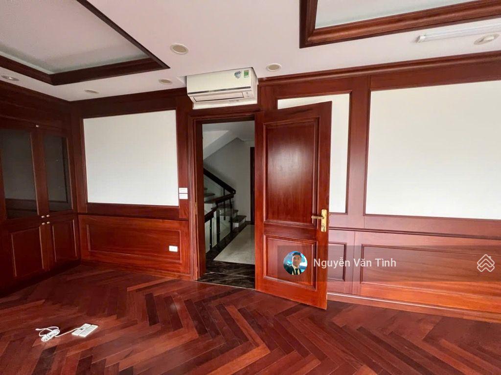 Bán Biệt thự Mễ Trì, cạnh TT Hội nghị Quốc Gia, vỉa hè, ôtô dừng đỗ,145m x 4T, hơn 30 tỷ.0978 996 *** Bán Biệt thự Mễ Trì, cạnh TT Hội nghị Quốc Gia, vỉa hè, ôtô dừng đỗ,145m x 4T, hơn 30 tỷ.0978 996 ***