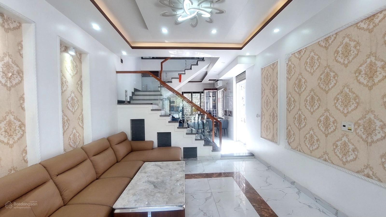 Bán căn nhà lô góc 54m2 xây 4 tầng đẹp mặt đường Quang Đàm, Hồng Bàng Giá siêu tốt