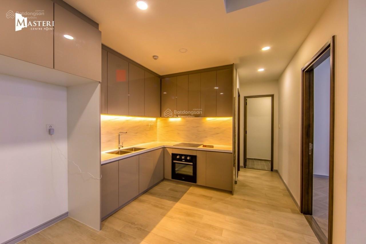 Cho thuê 2PN2WC Masteri Centre Point, có bếp, rèm, giàn phơi, kệ. Chỉ 8.5 triệu. LH 0828 030 ***