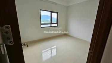 Hàng hiếm: Bán căn hộ chung cư SSH07 - HQ1, view sông mát mẻ, đã có sổ hồng